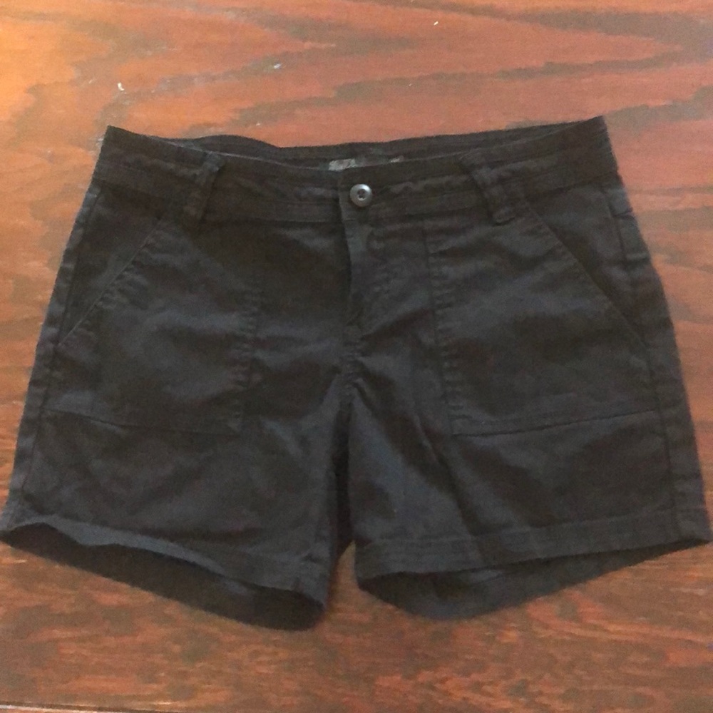 Black prAna walking shorts size 6